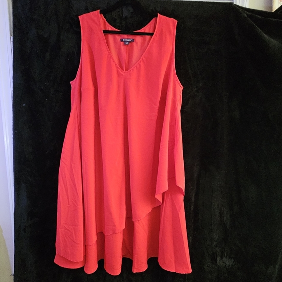 Roaman's Red Top - Picture 1 of 3